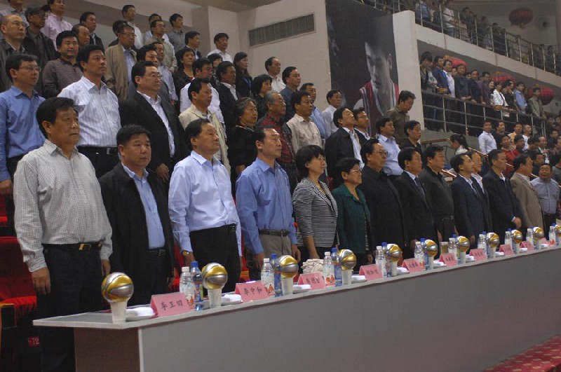 我公司举办“济源钢铁”杯中巴国际男篮对抗赛