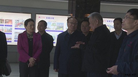 河南省国税局局长张有乾一行来我公司调研