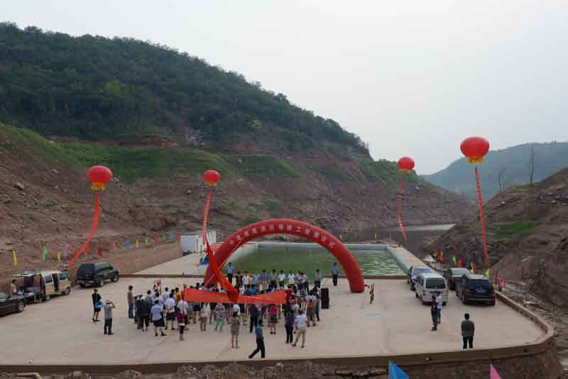 集团公司小浪底海滨浴场竣工投用